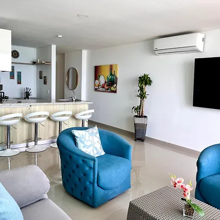 Apartamento En Marbella, A Calle De La Playa Y Cercano A La Ciudad Historica Cartagena